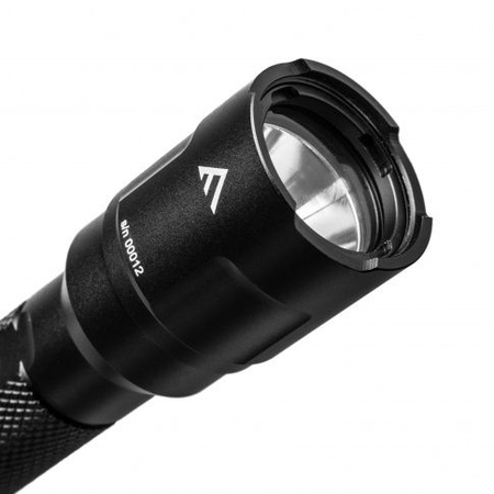 Latarka ręczna Mactronic DEFENDER 02 + akumulator